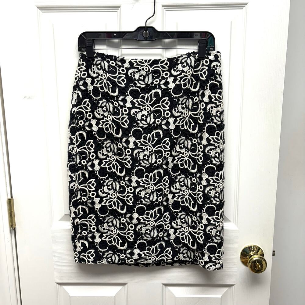 Talbots Skirt Lace Pencil Black White Floral Lined Women’s Size 4 Workwear Glam